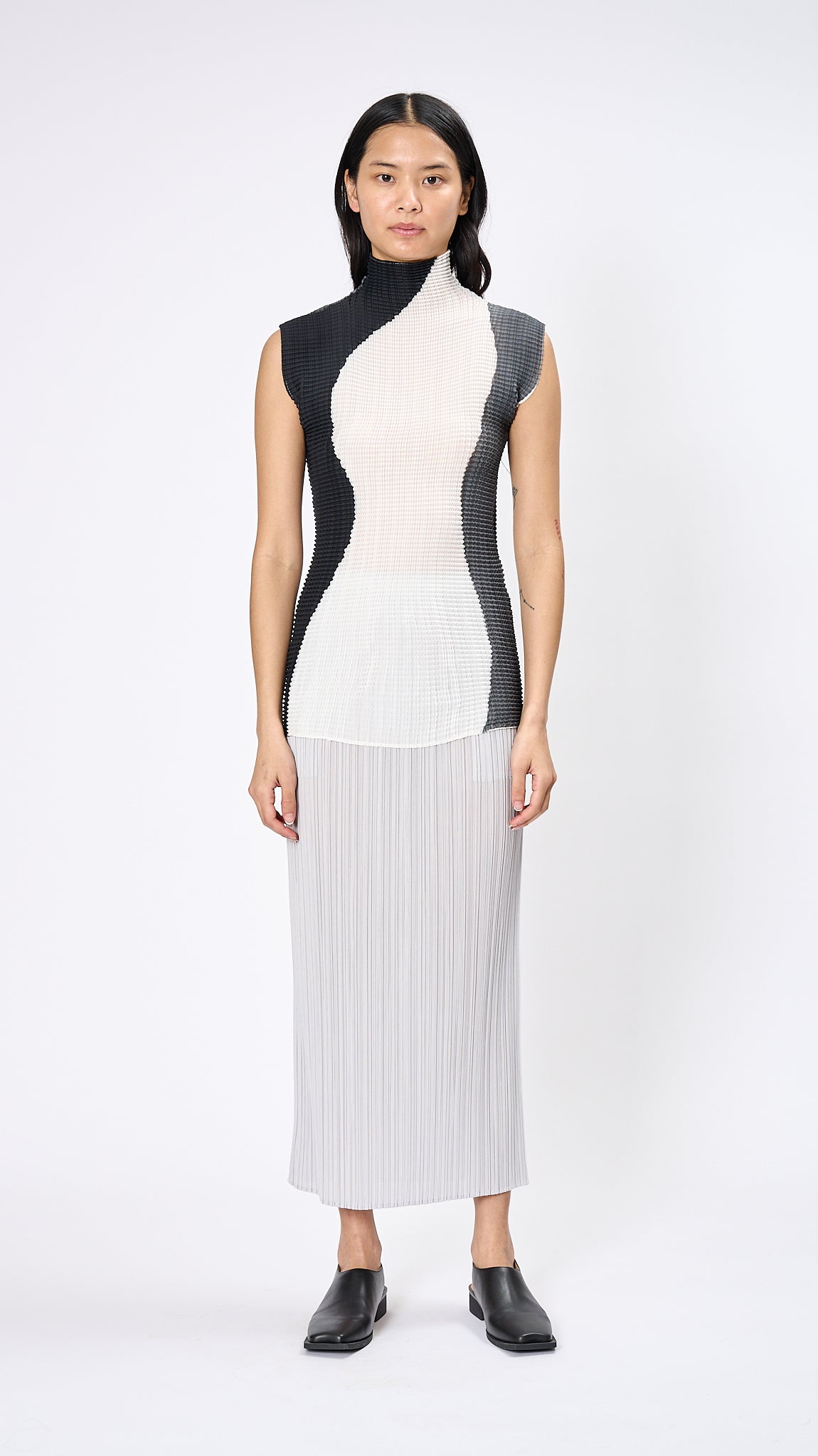 Shaped-Pleats-Top-in-White-x-