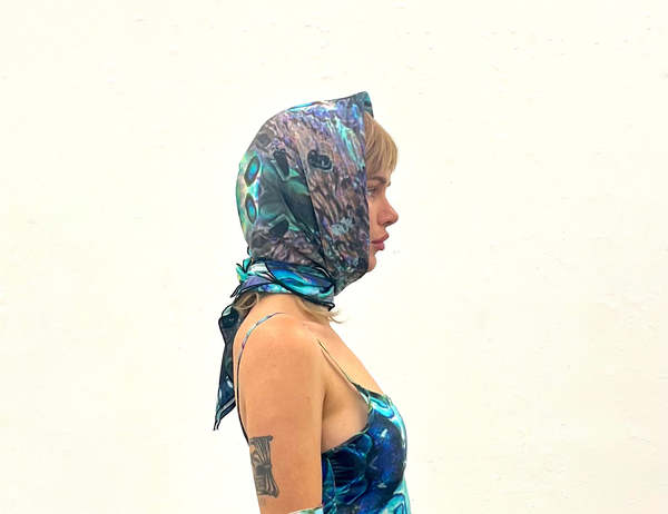Hanan Sharifa Abalone Scarf Hanan Sharifa Abalone Scarf