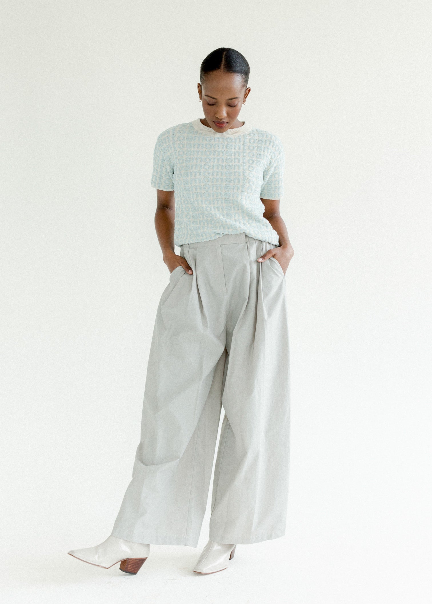 Amomento Three Tuck Banding Pants - Grey | Garmentory Amomento Three Tuck Banding Pants - Grey | Garmentory