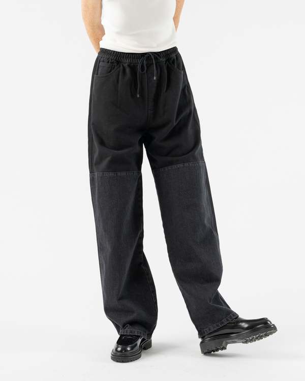 【AMOMENTO】24ss DRAWSTRING DENIM PANTS Amomento Drawstring Denim Pants in Black | Garmentory