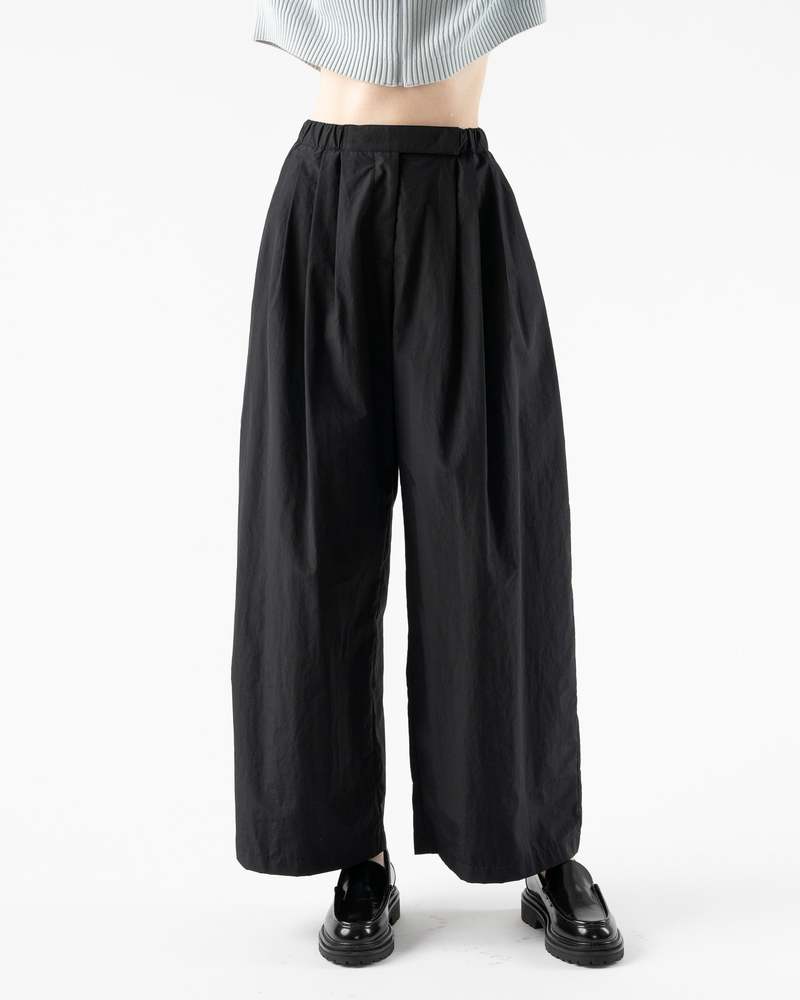 Amomento Three Tuck Banding Pants - Black | Garmentory