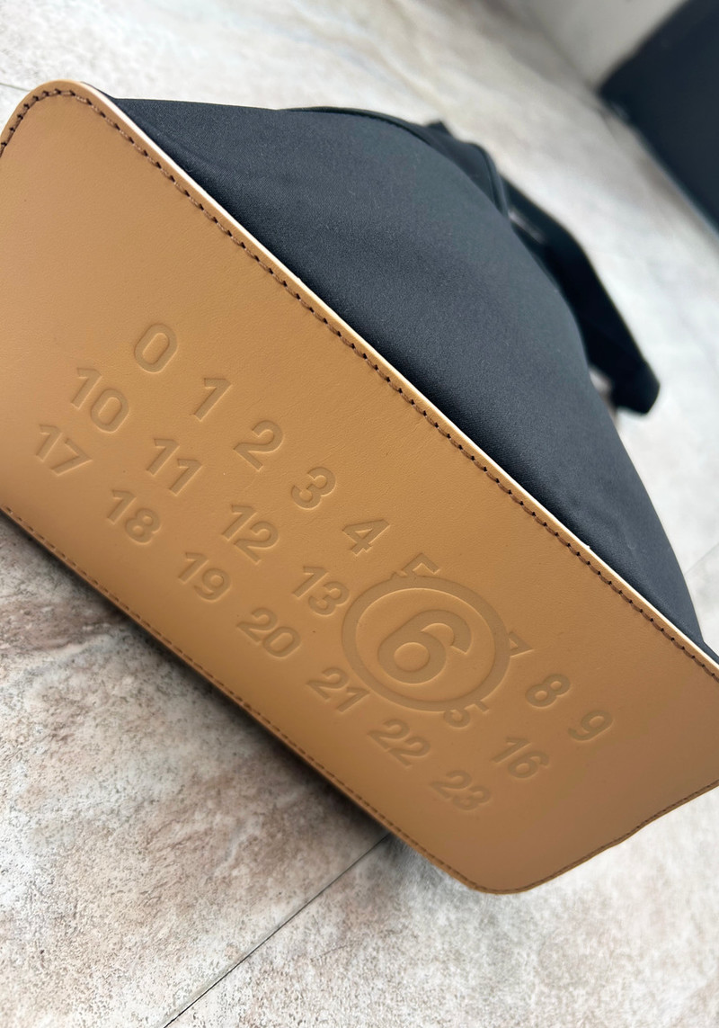 MM6 Maison Margiela Ballet Shoe Japanese Bag - Black