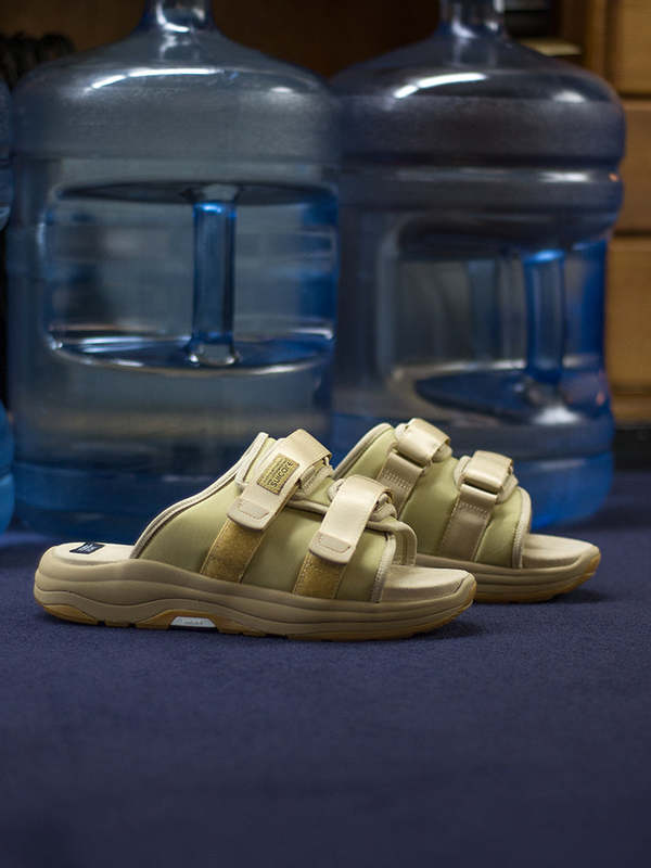 Suicoke MOTO RUN - Beige | Garmentory