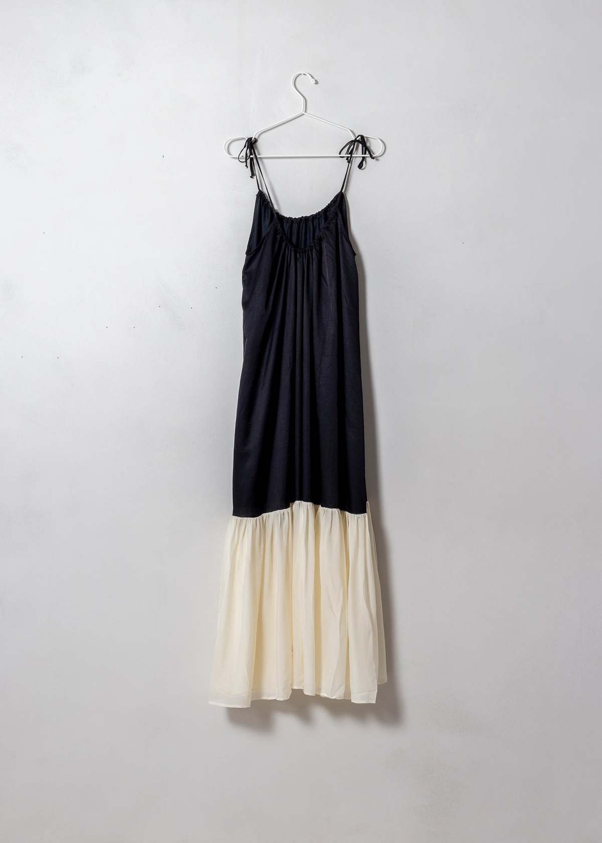 Brazeau Tricot Andrea with Chiffon - Black/Creme - Image 2 of 5