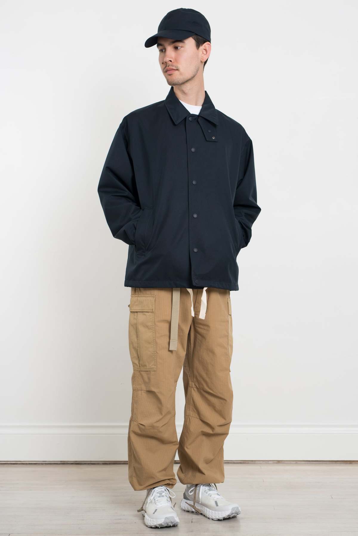 maedaGORE-TEX Coach Jacket Mネイビー コーチジャケット(M ネイビー): ジャケット/アウター｜Right-on