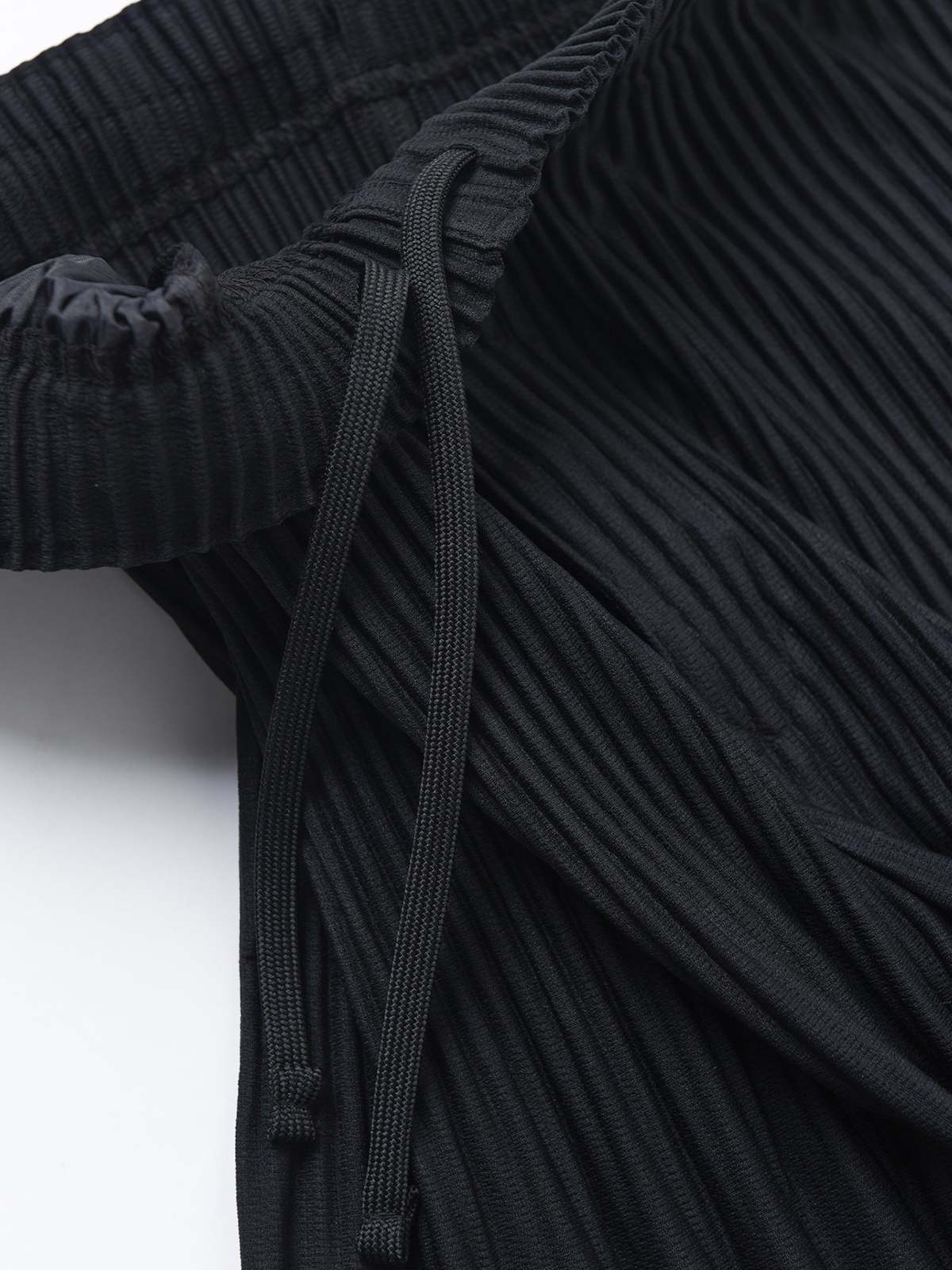Homme Plisse Issey Miyake Basics Pants - Black | Garmentory