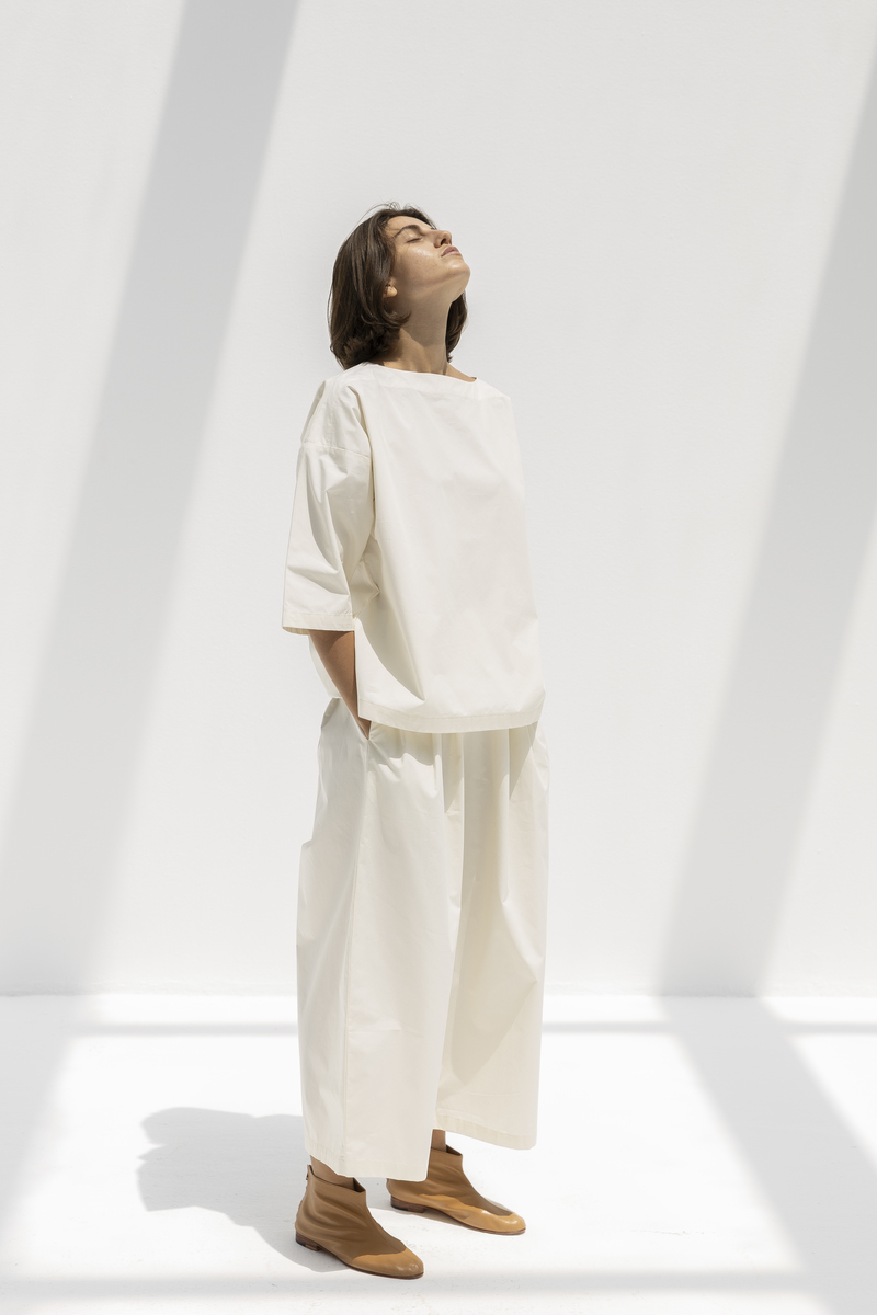 Black Crane Boat Neck Top - Cloud