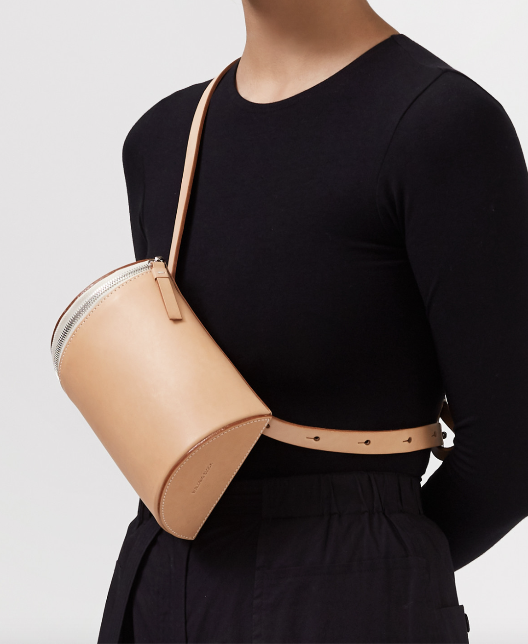 バッグ building block beltback stone Building Block Beltpack - Natural | Garmentory