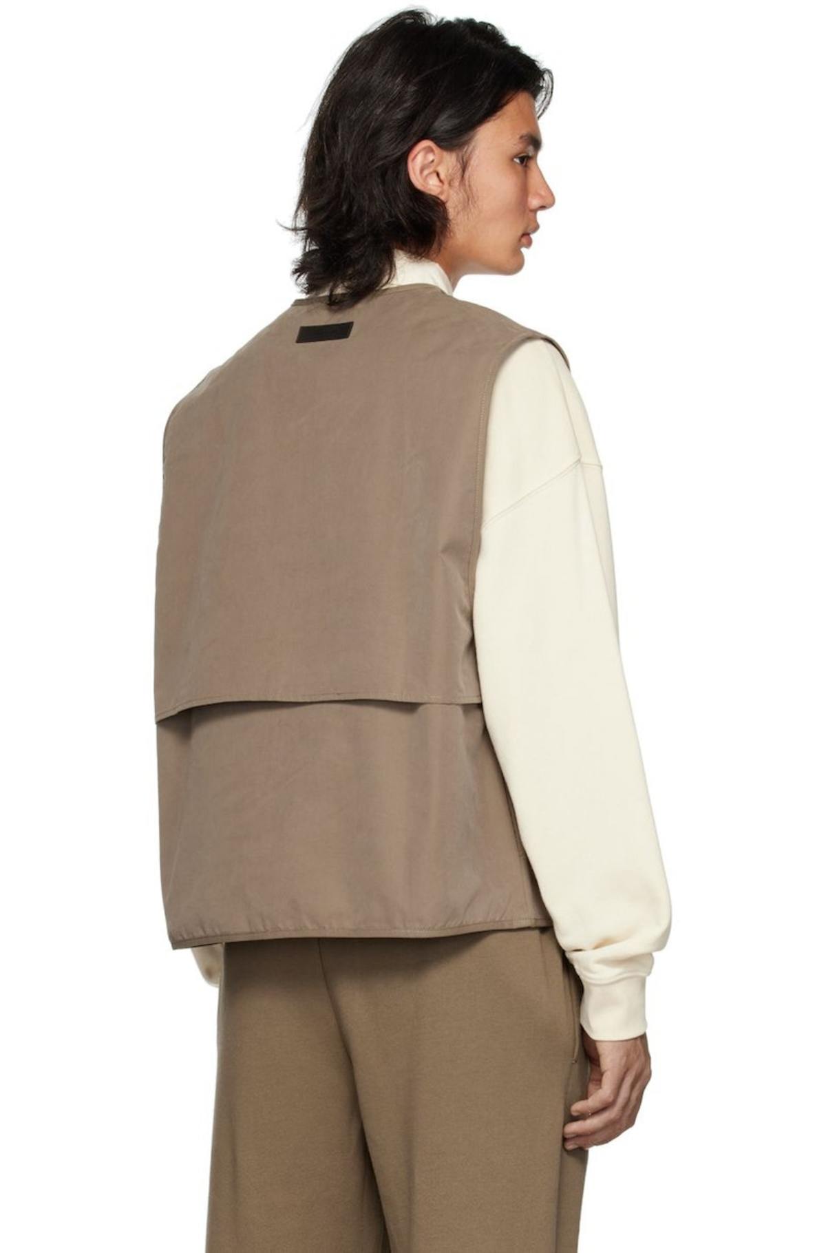 トップス ESSENTIALS VEST / WOOD Essentials Zip Vest - Wood | Garmentory