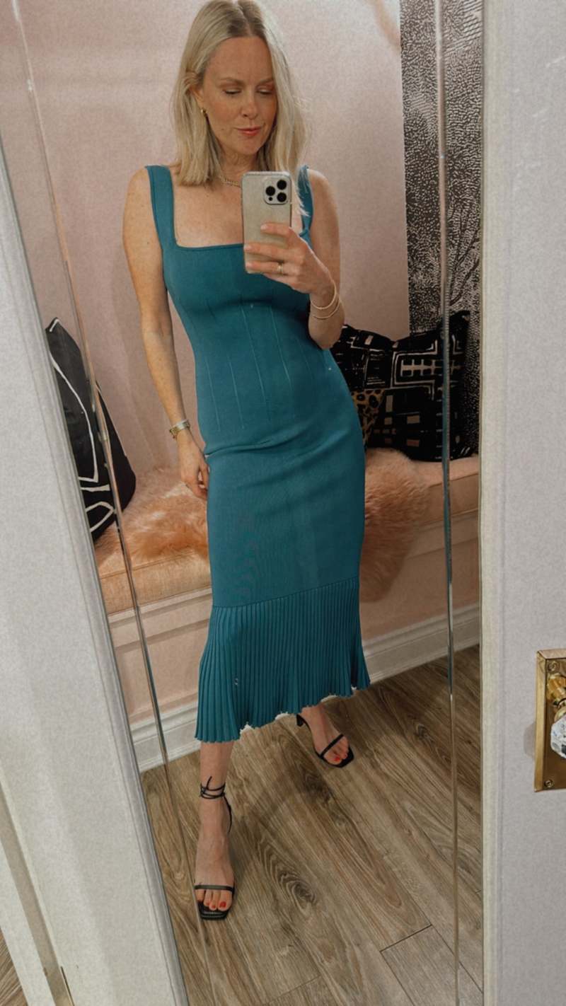 knee length bodycon dress Women's Bodycon Knee Length Dress – AuroraLyfe main image 1