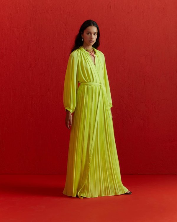 how to get grease out of satin dress 2 Piece Silk Suit (Pret) – Limelightpk main image 1