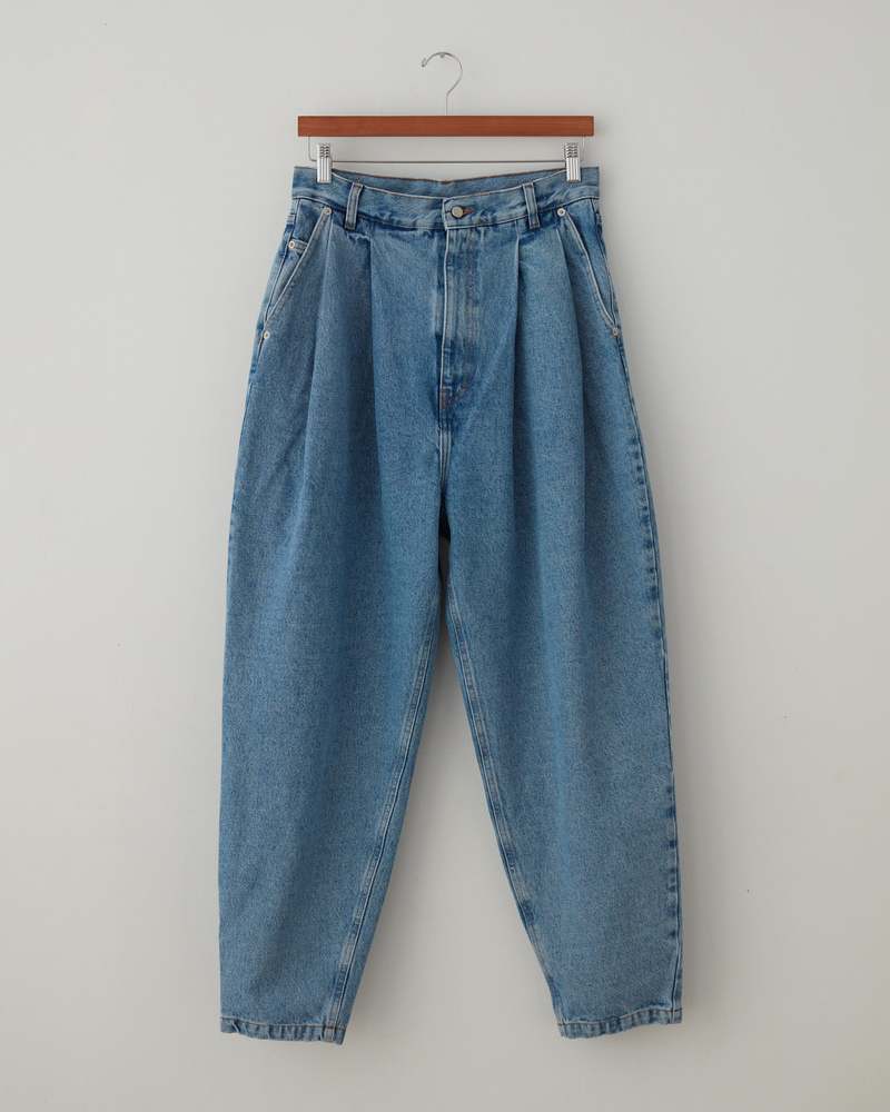 HED MAYNER \"PLEATED DENIM\"（Size：M） Pleated Denim Pants by Hed Mayner | Rent the Runway