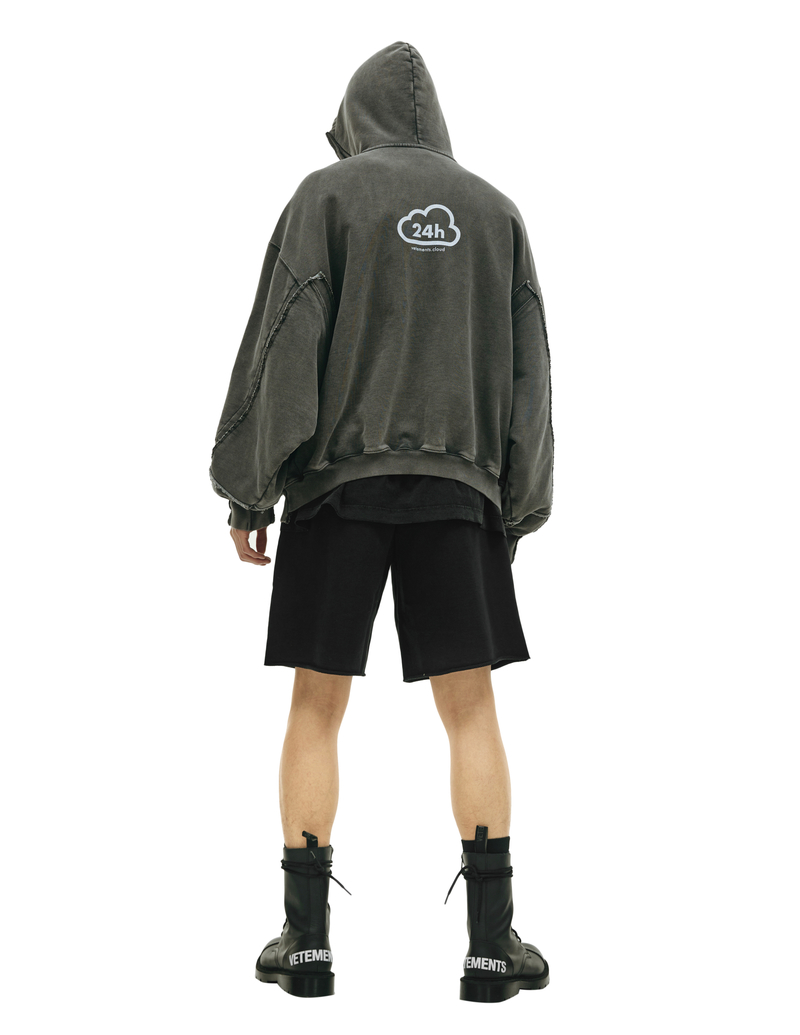 VETEMENTS★Mens hoodie♦SALE 値下げ★オシャレ！オススメ VETEMENTS☆Mens hoodie♢SALE 値下げ☆オシャレ！オススメ