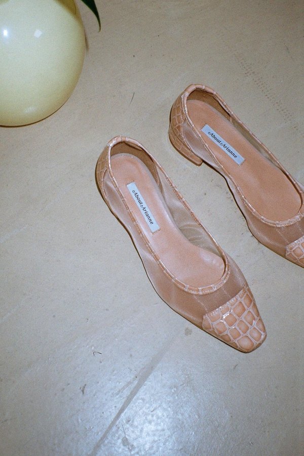 About Arianne Mina Mesh Heels - Tierra