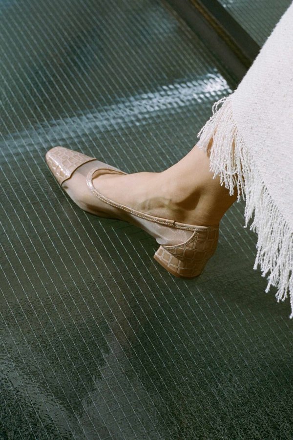 About Arianne Mina Mesh Heels - Tierra