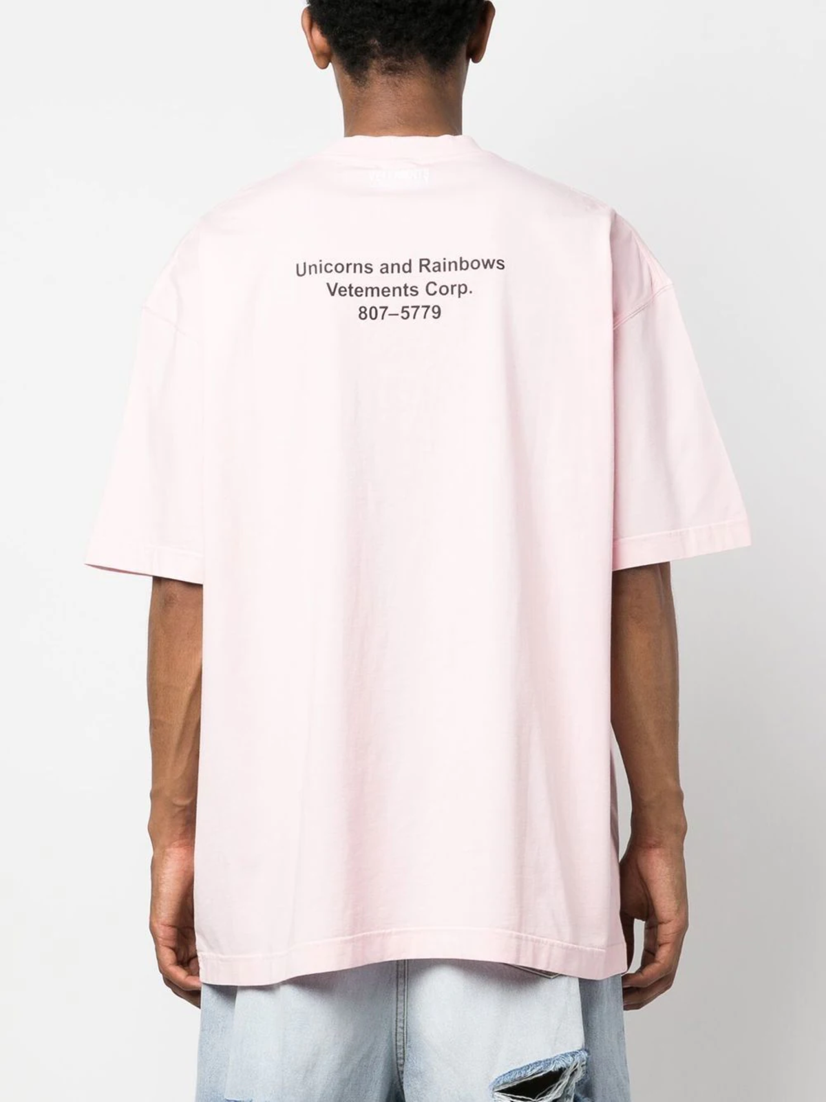 VETEMENTS Unisex Magic Unicorn T-Shirt - BABY PINK | Garmentory