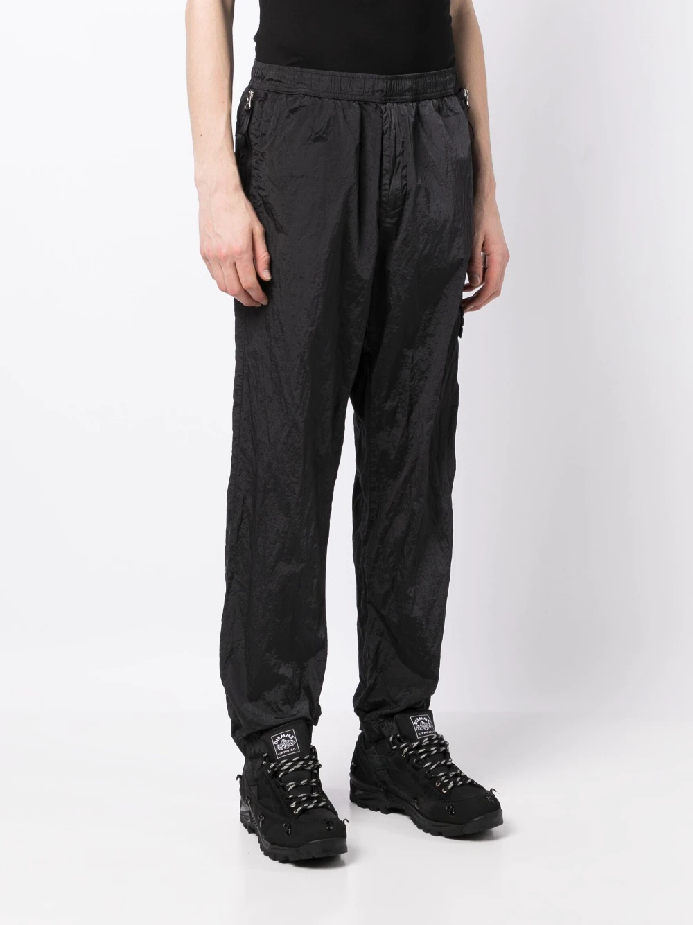 【本日限定価格】Stone  PANTALONE LOOSE 28 Stone Island Regular Taper Pants in Black | SVD USA