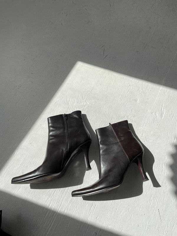 Via spiga white outlet booties