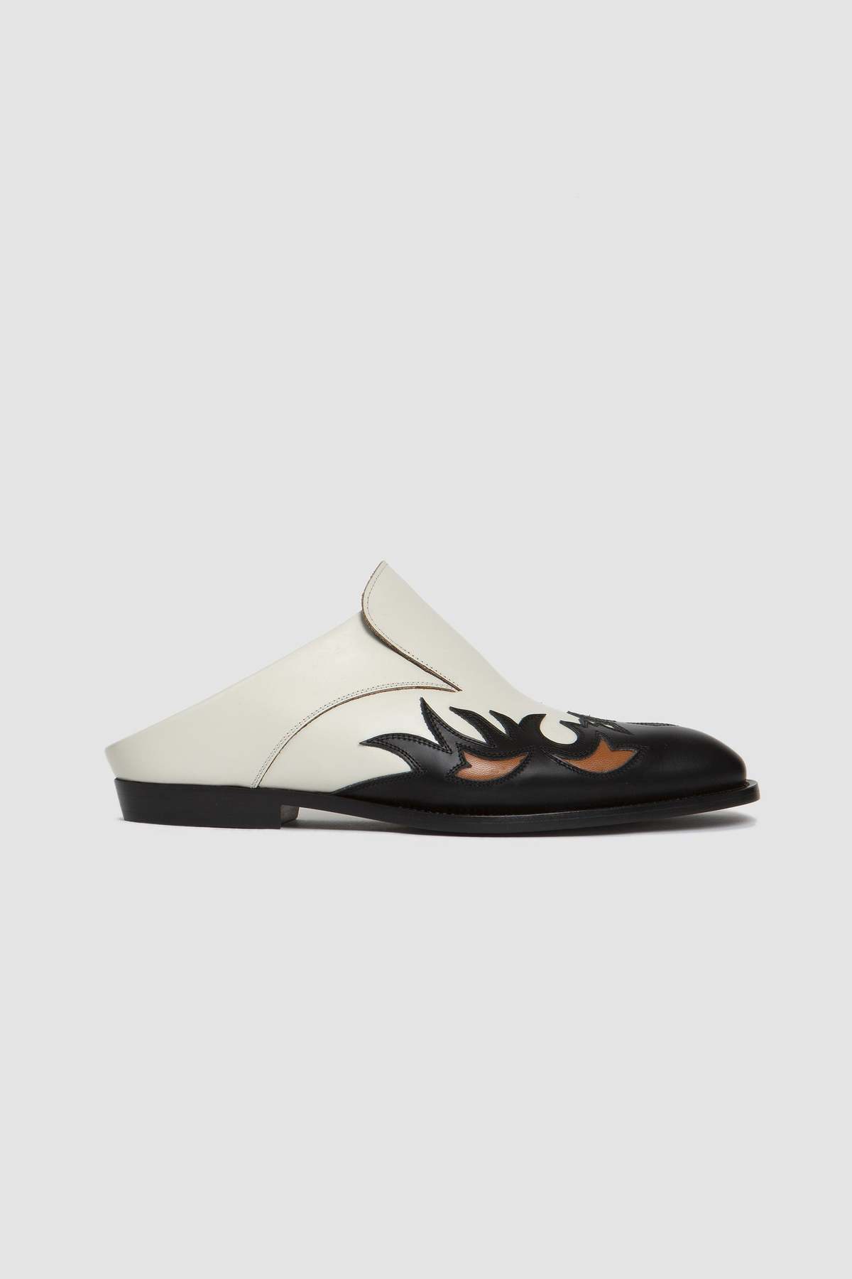 Dries Van Noten Leather Slides Black White FLAT MULES size EU 40 / US 7 Dries van noten Leather mules available on SUGAR - 202951 main image 2
