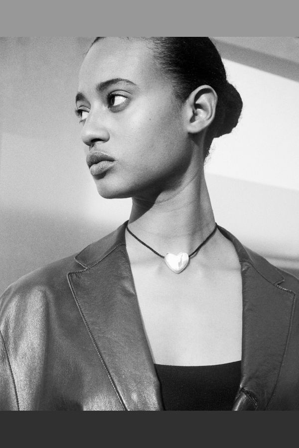 Annika Inez Large Heart Necklace - Gold