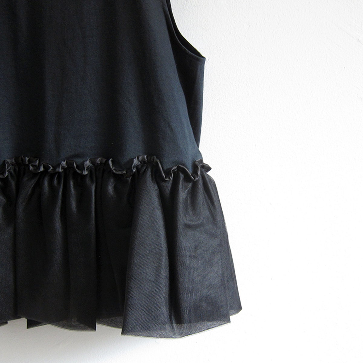 Harvey Faircloth Sleeveless Peplum Tee - Black - Image 2 of 4