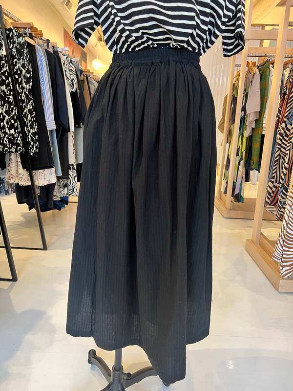 ICHI ANTIQUITES AZUMADAKI Dobby Stripes Skirt - Black