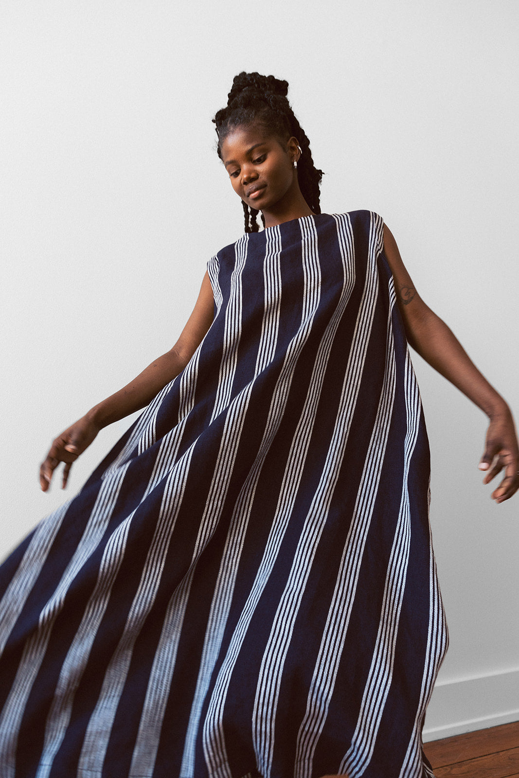 Linen Stripes Sleeveless Dress (Woven) Linen 100%, Navy Stripe