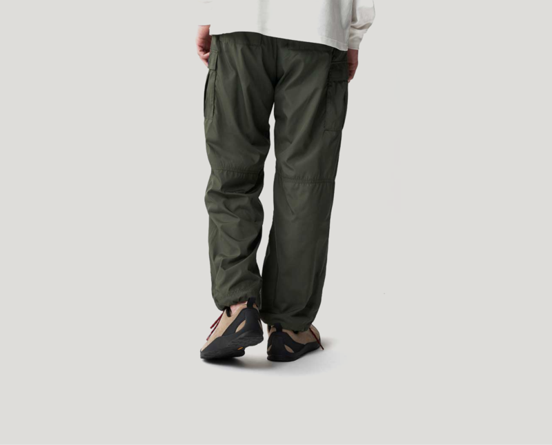 パンツ GRAMICCI MICRO RIPSTOP CARGO PANTS SSIZE Gramicci Men's Micro Ripstop Cargo Pant in Taupe Gramicci