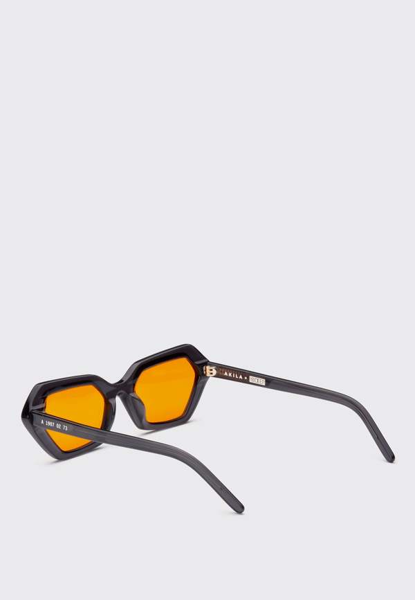 AKILA 720 Sunglasses - Onyx/Amber | Garmentory