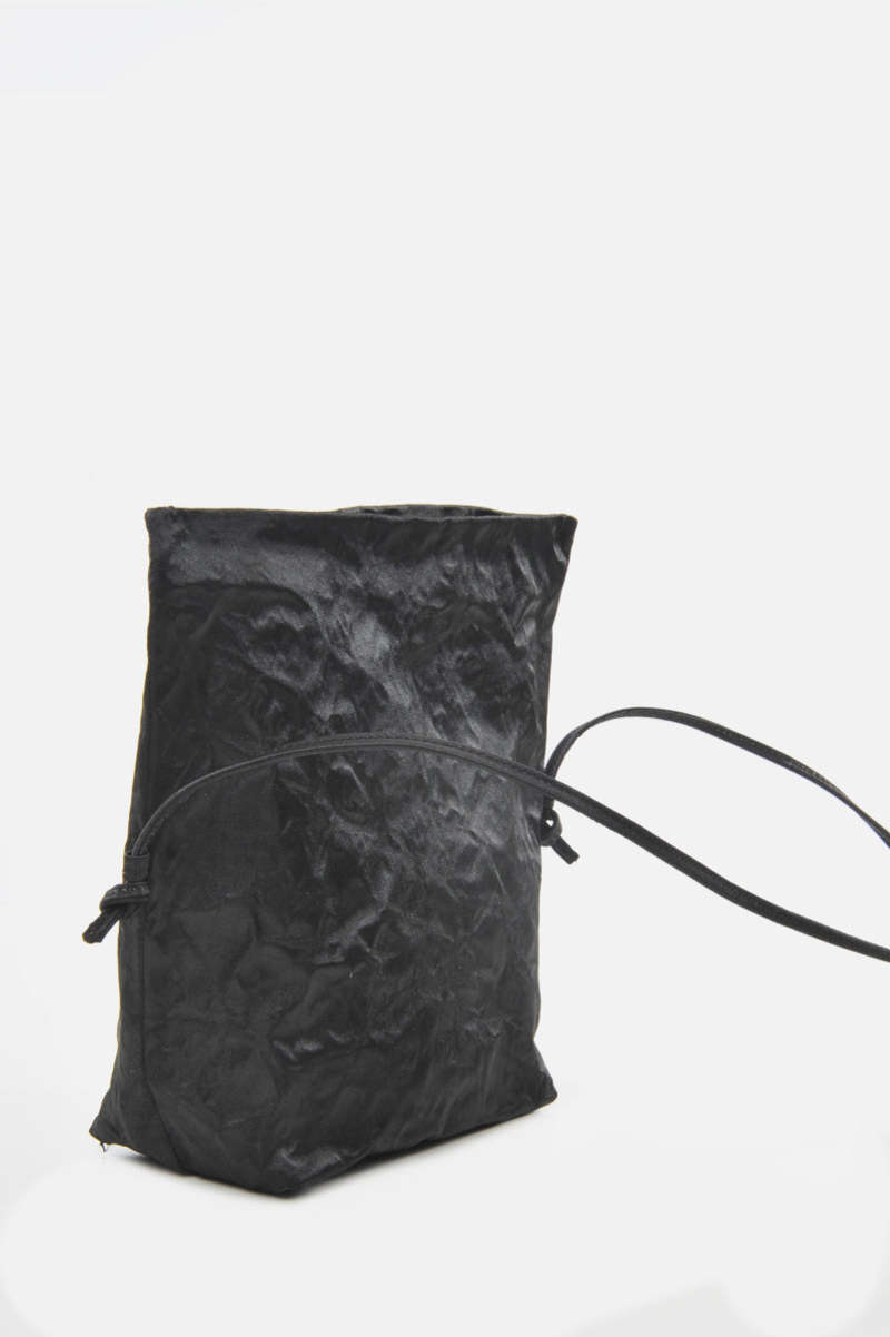 Zilla Durable Den Reptile Hide - Gray, Medium Size, For Terrariums