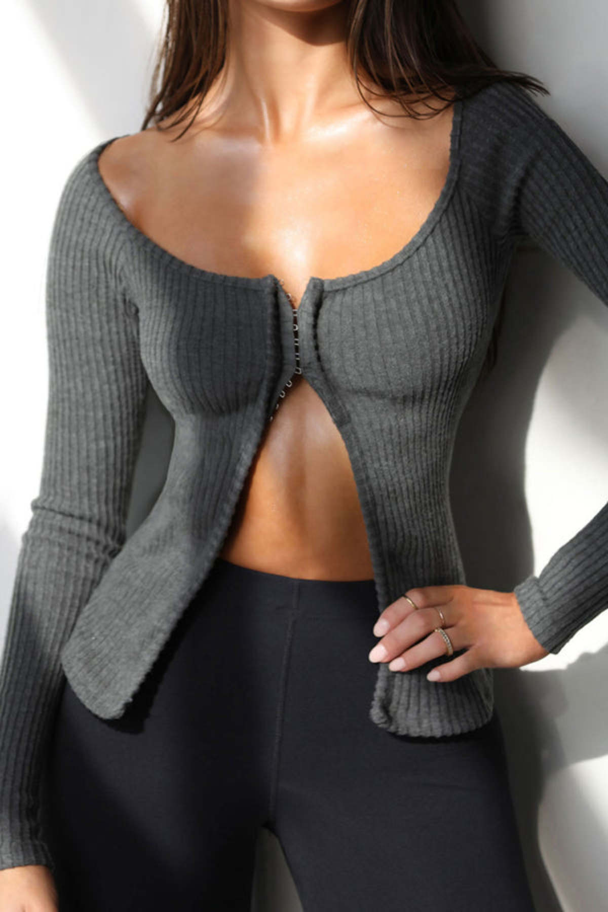 JOAH-BROWN-Hook---Eye-LS---