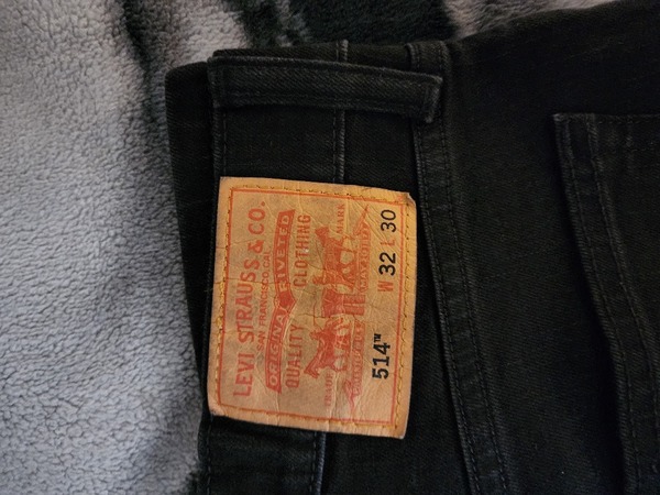 Levis 514 store 32 30