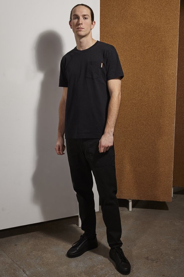 Basus T-Shirt Flying - Black Basus T-Shirt Flying - Black