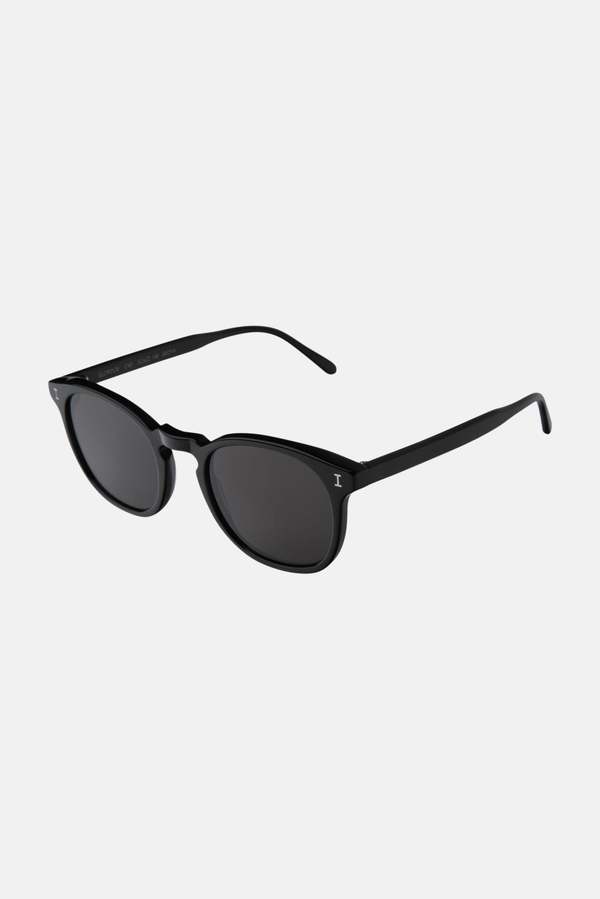 Illesteva Eldridge Sunglasses - Black/Grey Flat | Garmentory display picture 1