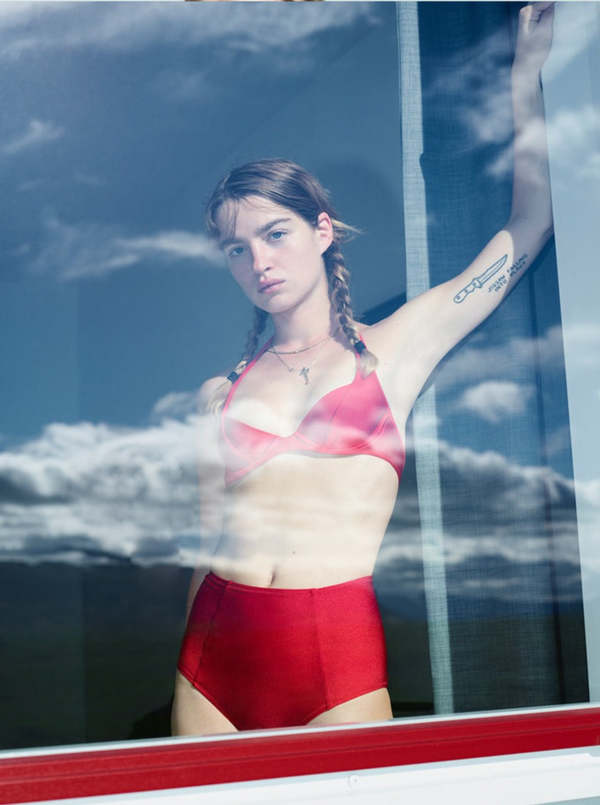 Yasmine-Eslami-Lola-High-Waist