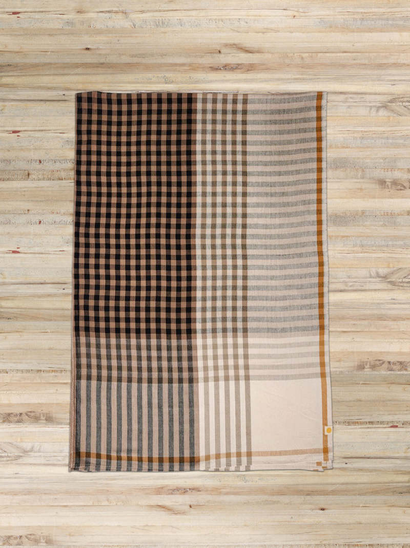 All Roads Grid Tablecloth - Thumbnail 3