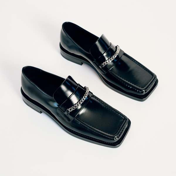 Martine Rose Square Toe Loafer - Black | Garmentory