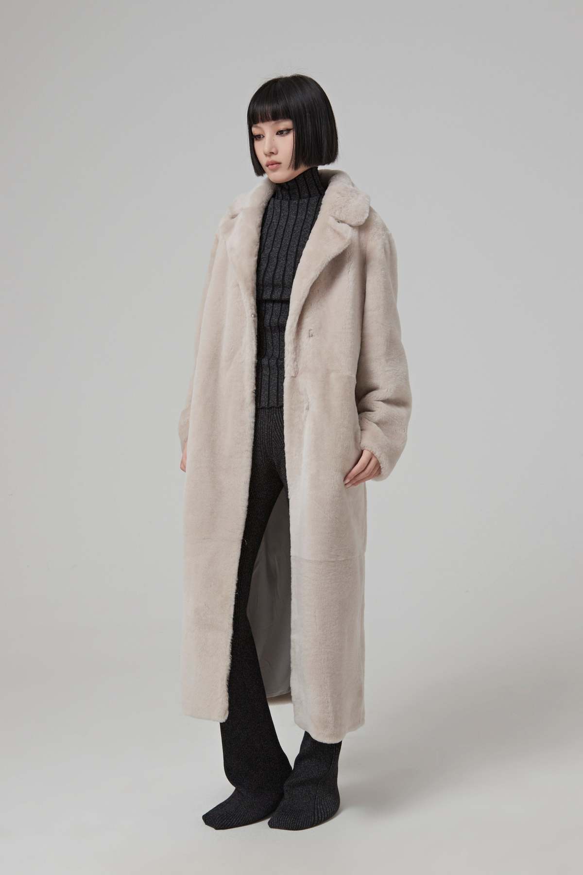 yves salomon  COAT IRONED MERINOS LAMB - Image 10 of 21