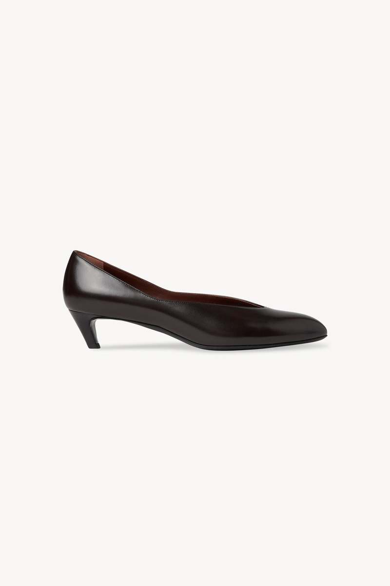 The Row Almond Pump | Garmentory