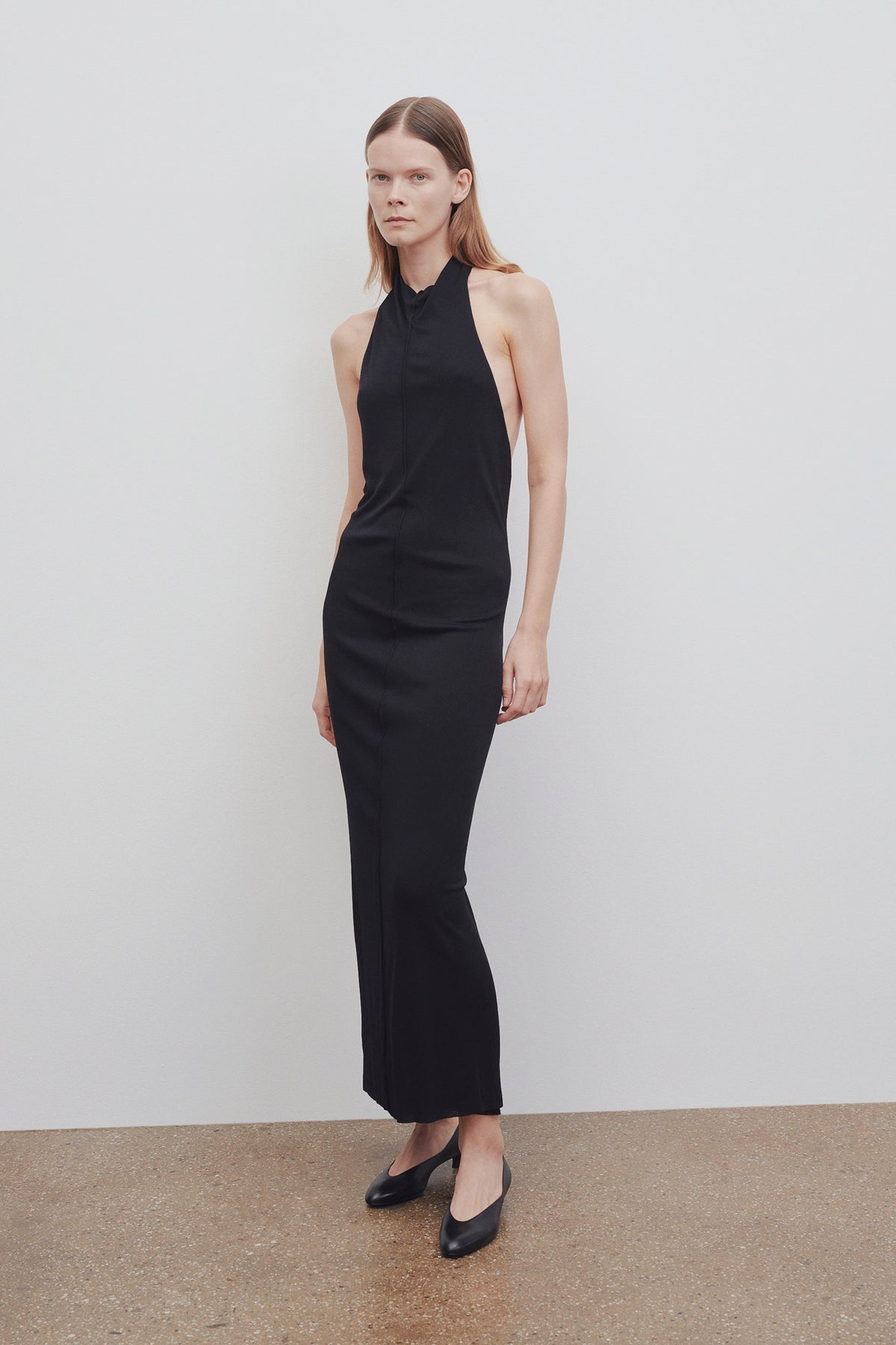 The Row Almond Pump | Garmentory