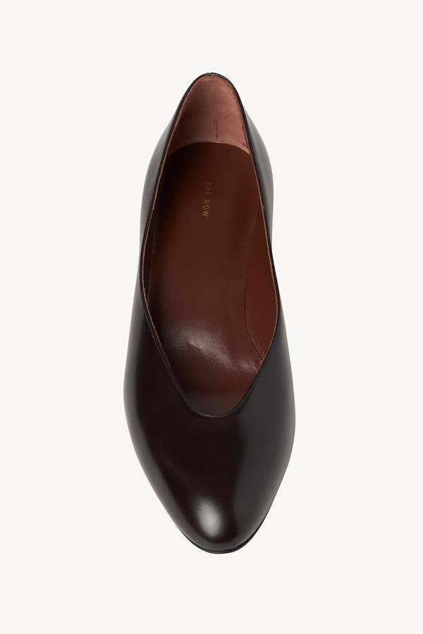 The Row Almond Pump | Garmentory