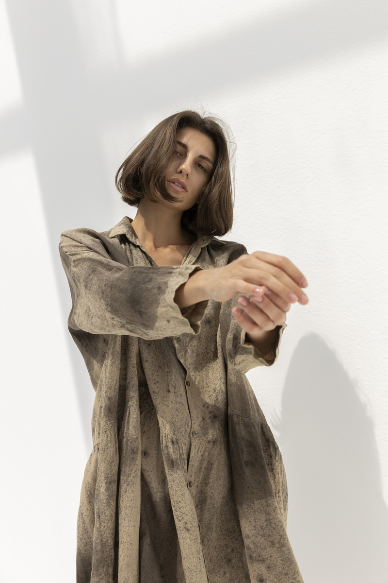 Ichi Antiquites Linen Handye Shirt Dress - Catechu/Sumi Ichi Antiquites Linen Handye Shirt Dress - Catechu/Sumi