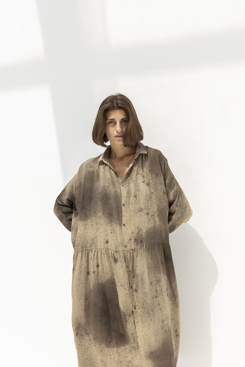 Ichi Antiquites Linen Handye Shirt Dress - Catechu/Sumi Ichi Antiquites Linen Handye Shirt Dress - Catechu/Sumi