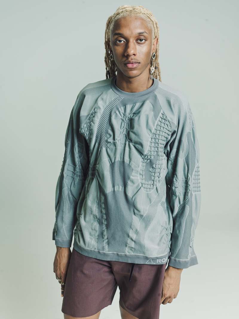 ROA Oversized 3D Knit - Grey | Garmentory
