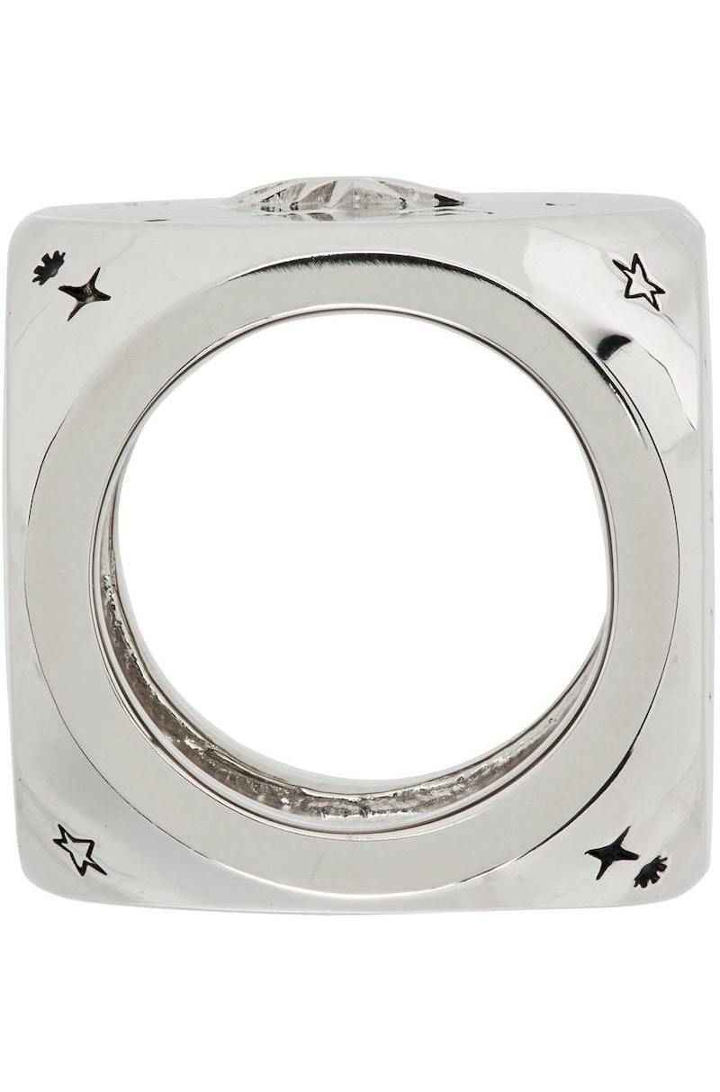 【関税込み】We11done シルバー ロゴ リング We11done Silver Logo & Graphic Dice Ring | Garmentory