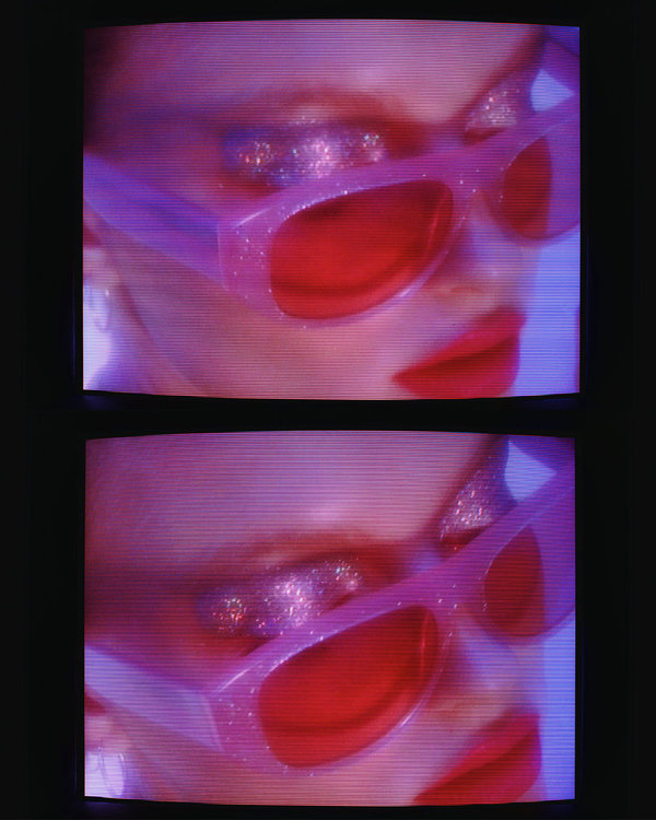 CARLA COLOUR DESIRE - PLEASURE + TONGUE | Garmentory display picture 1