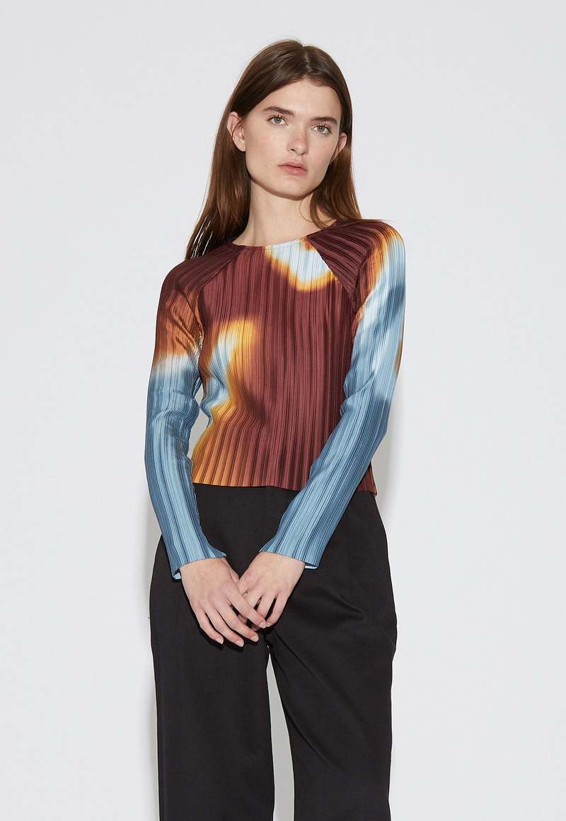 Arthur Box Pleat Raglan Top - Burn