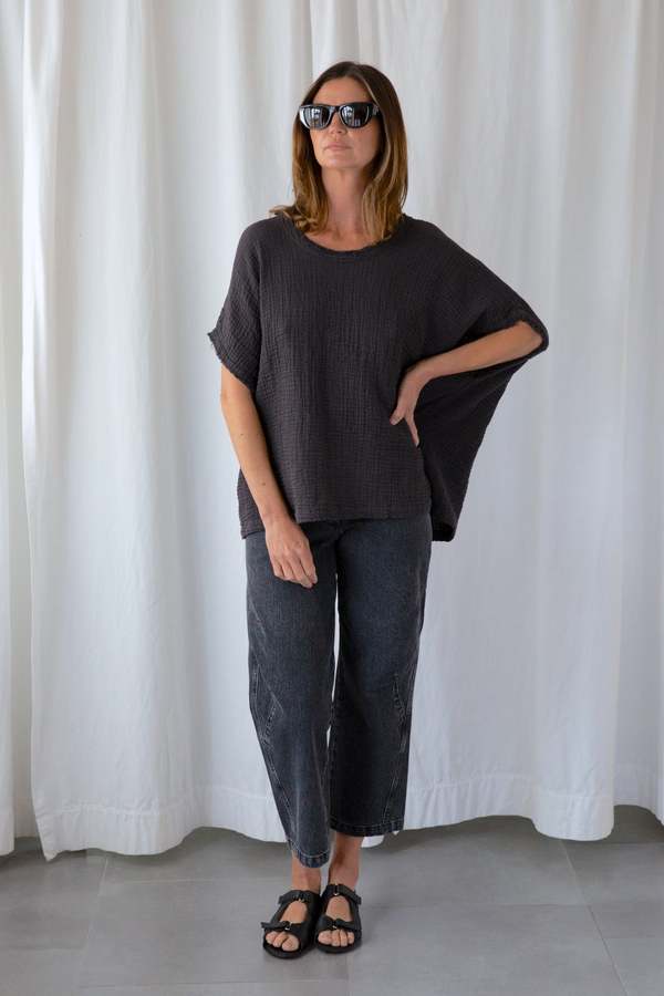 Black Crane Coral Top - Graphite | Garmentory