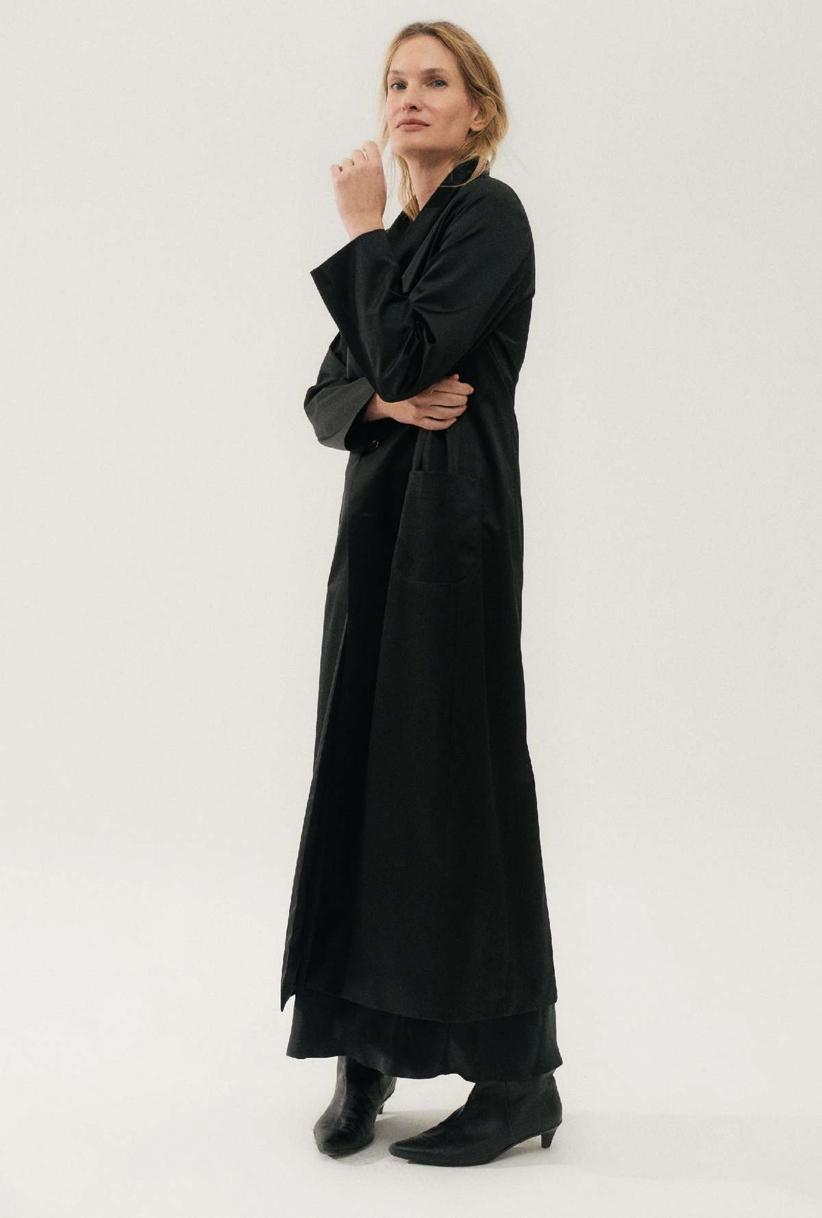 Silk Lightweight Blazer in Black