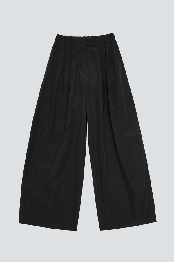 Amomento Popup Three Tuck Banding Pants - Black | Garmentory